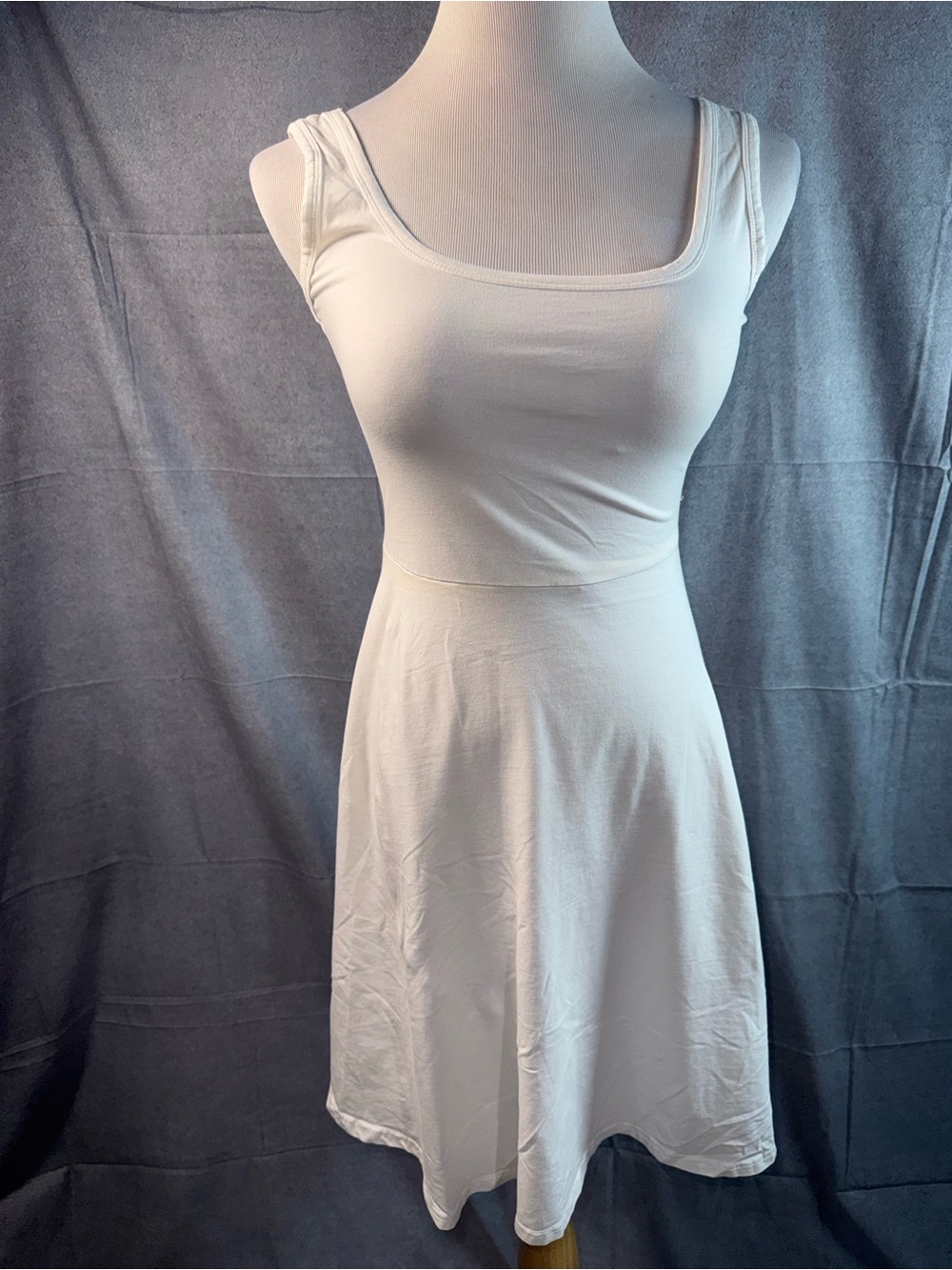 1560-Fensace Sleeveless White Mini Dress with Square Neck